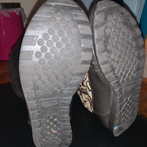 Coach boots - Size 8 - Picture 7 of 7